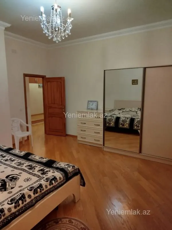 Satılır 3 otaqlı yeni tikili 140 m²