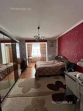Satılır 3 otaqlı köhnə tikili 80 m²