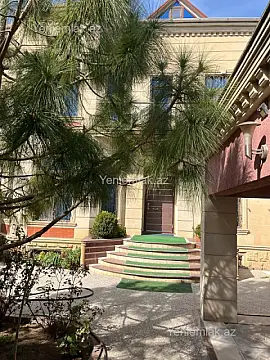 Satılır 7 otaqlı həyət evi 440 m²