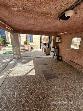 Satılır 7 otaqlı həyət evi 440 m²