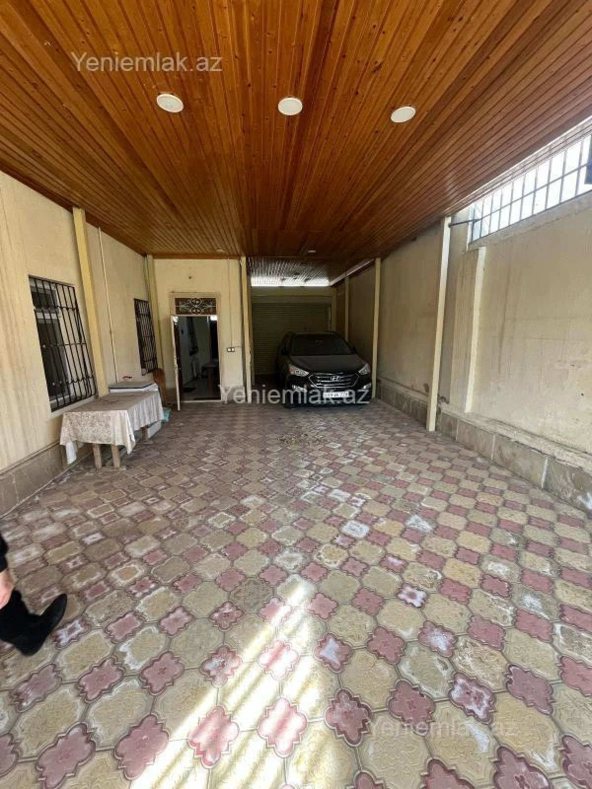 Satılır 7 otaqlı həyət evi 300 m²