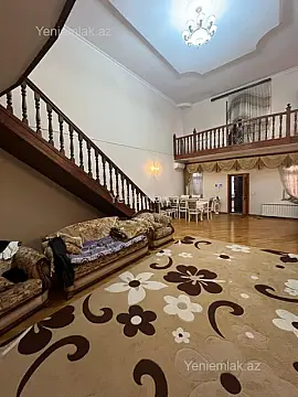 Satılır 7 otaqlı həyət evi 300 m²