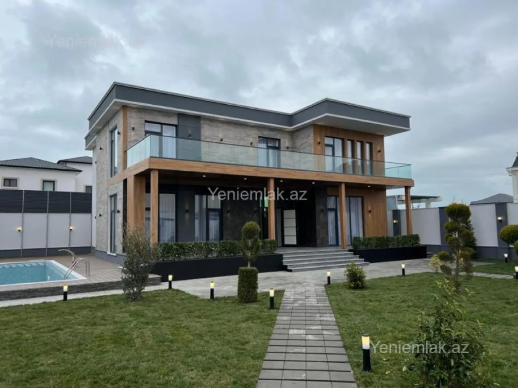 Satılır 7 otaqlı həyət evi 400 m²