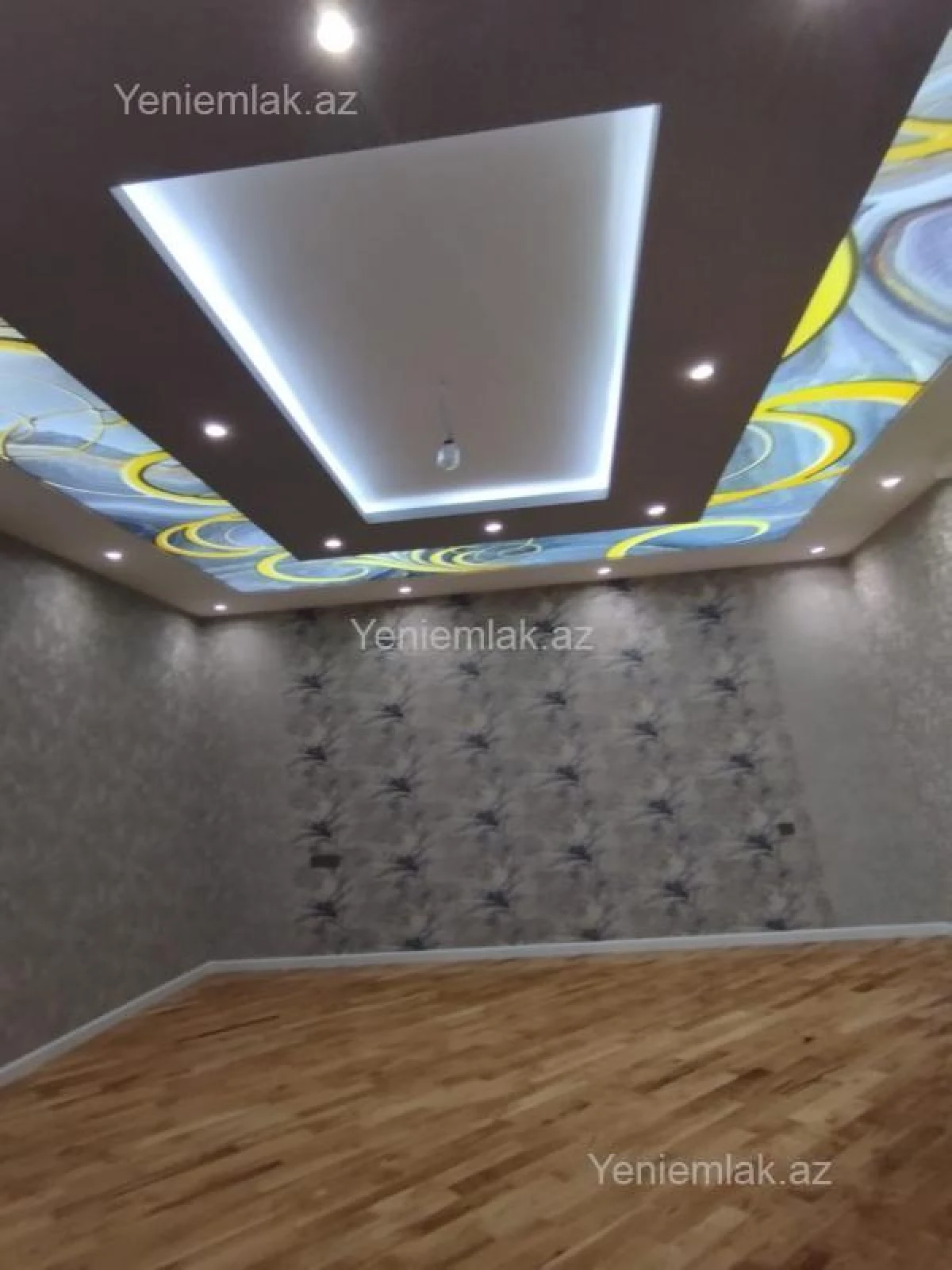 Satılır 6 otaqlı həyət evi 340 m²
