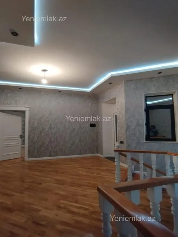 Satılır 6 otaqlı həyət evi 340 m²