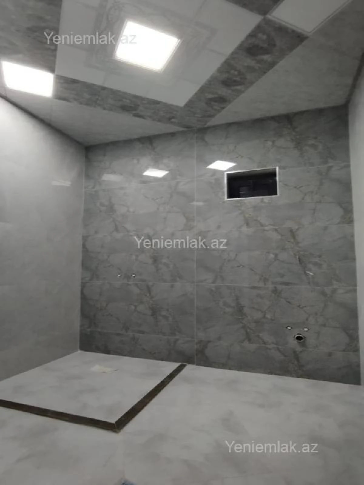 Satılır 6 otaqlı həyət evi 340 m²