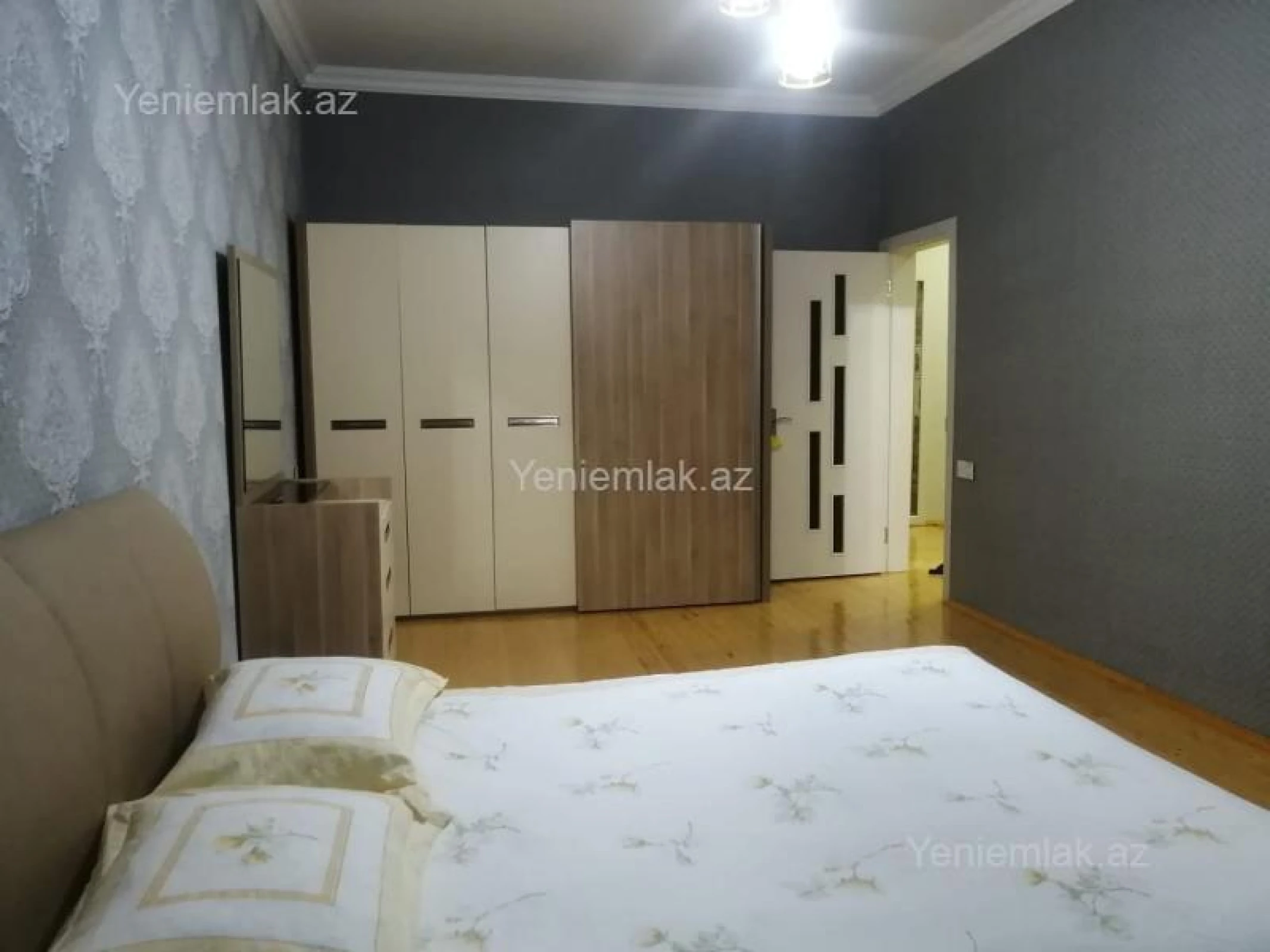 Satılır 4 otaqlı həyət evi 160 m²