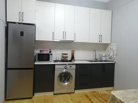 Satılır 4 otaqlı həyət evi 160 m²