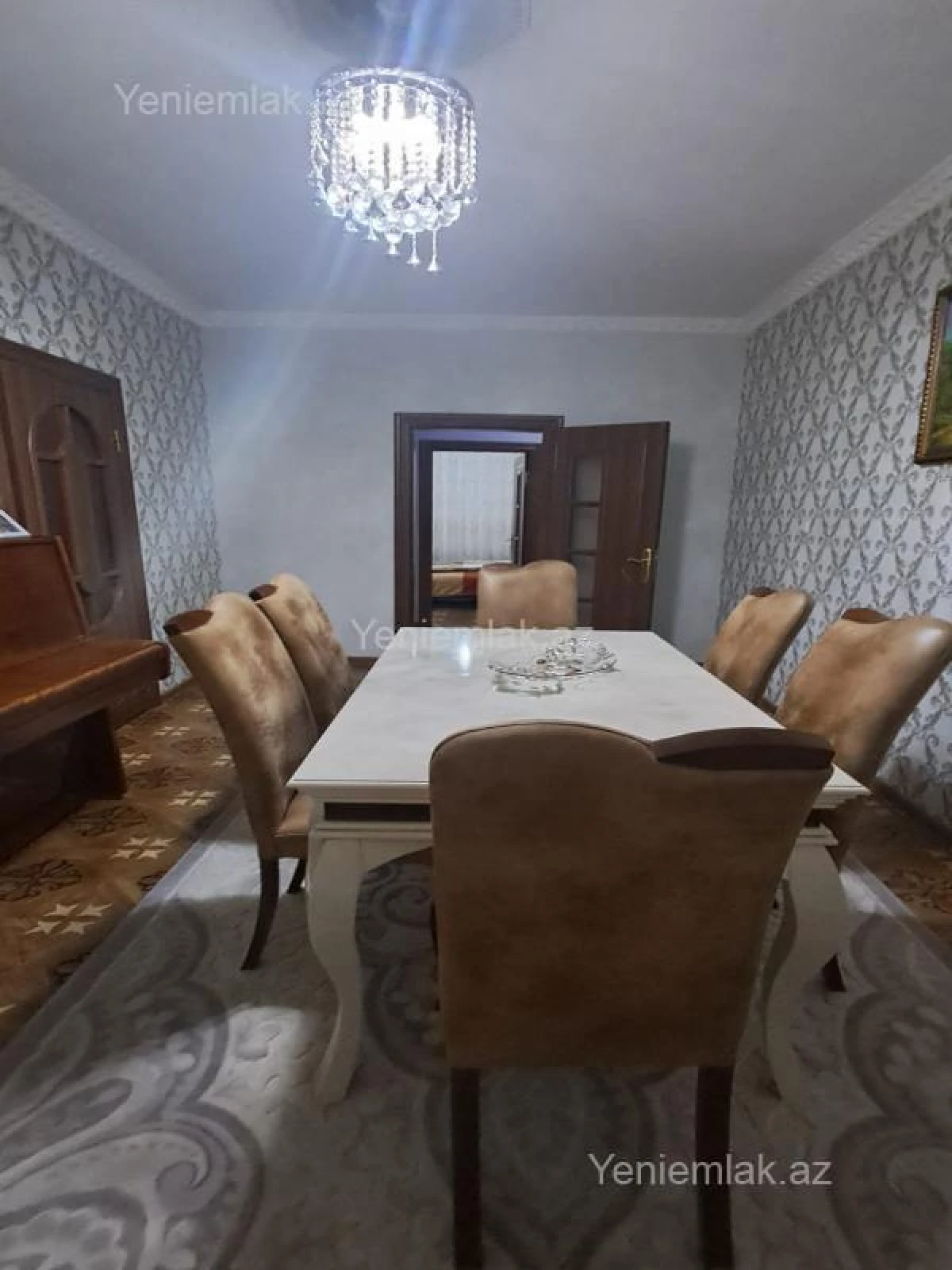 Satılır 5 otaqlı köhnə tikili 120 m²