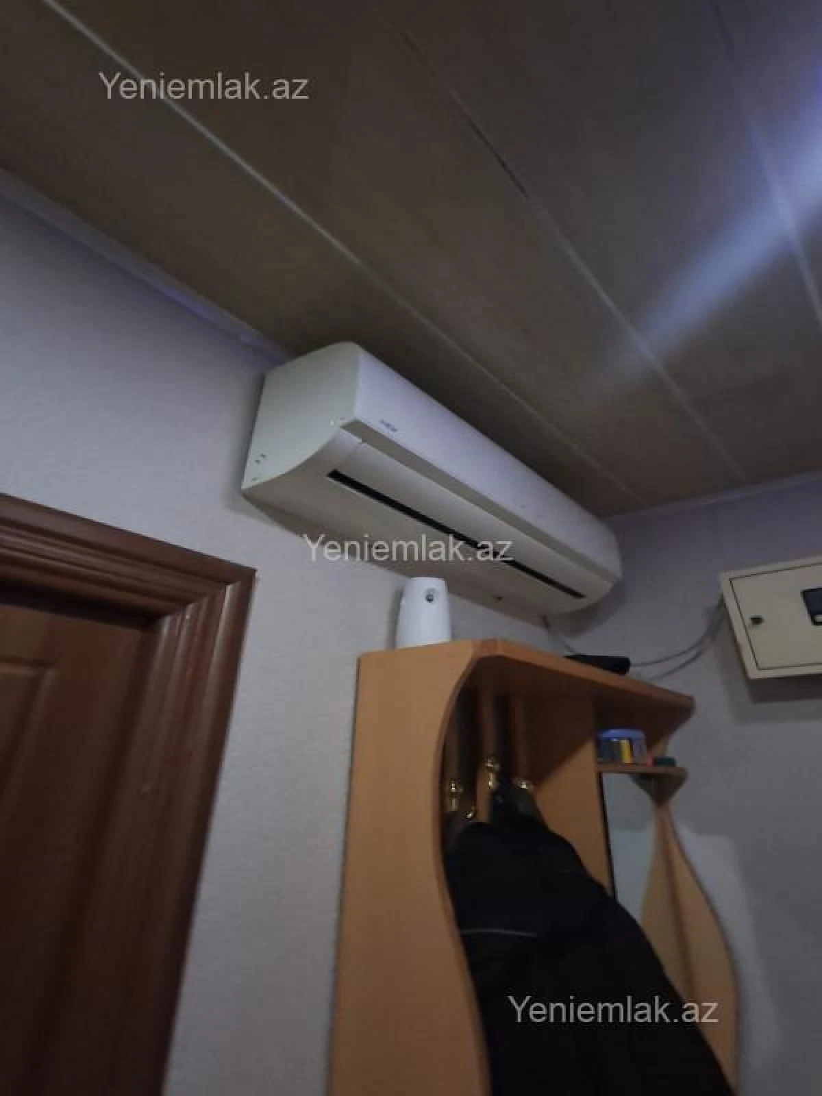 Satılır 5 otaqlı köhnə tikili 120 m²