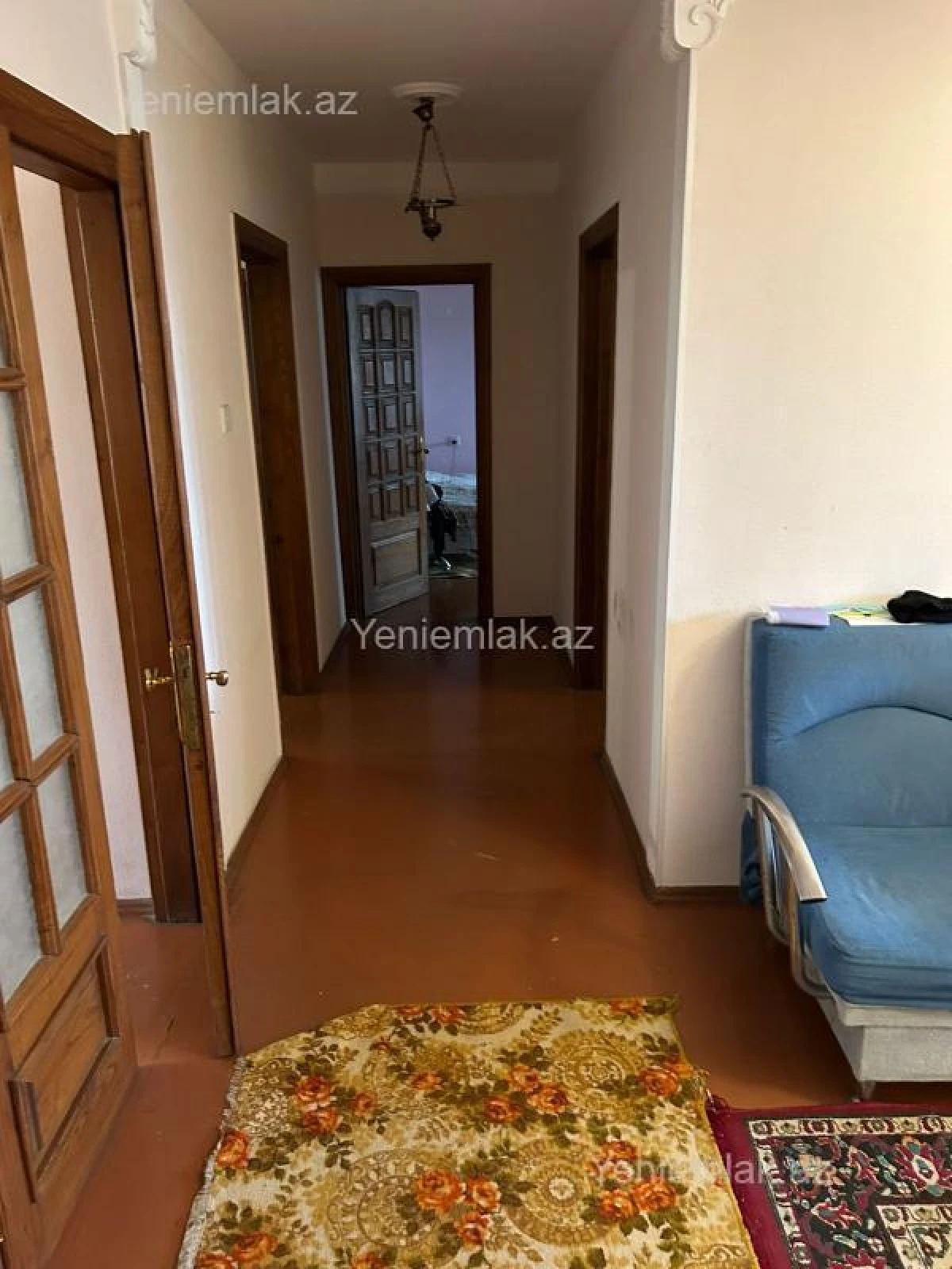 Satılır 5 otaqlı köhnə tikili 130 m²