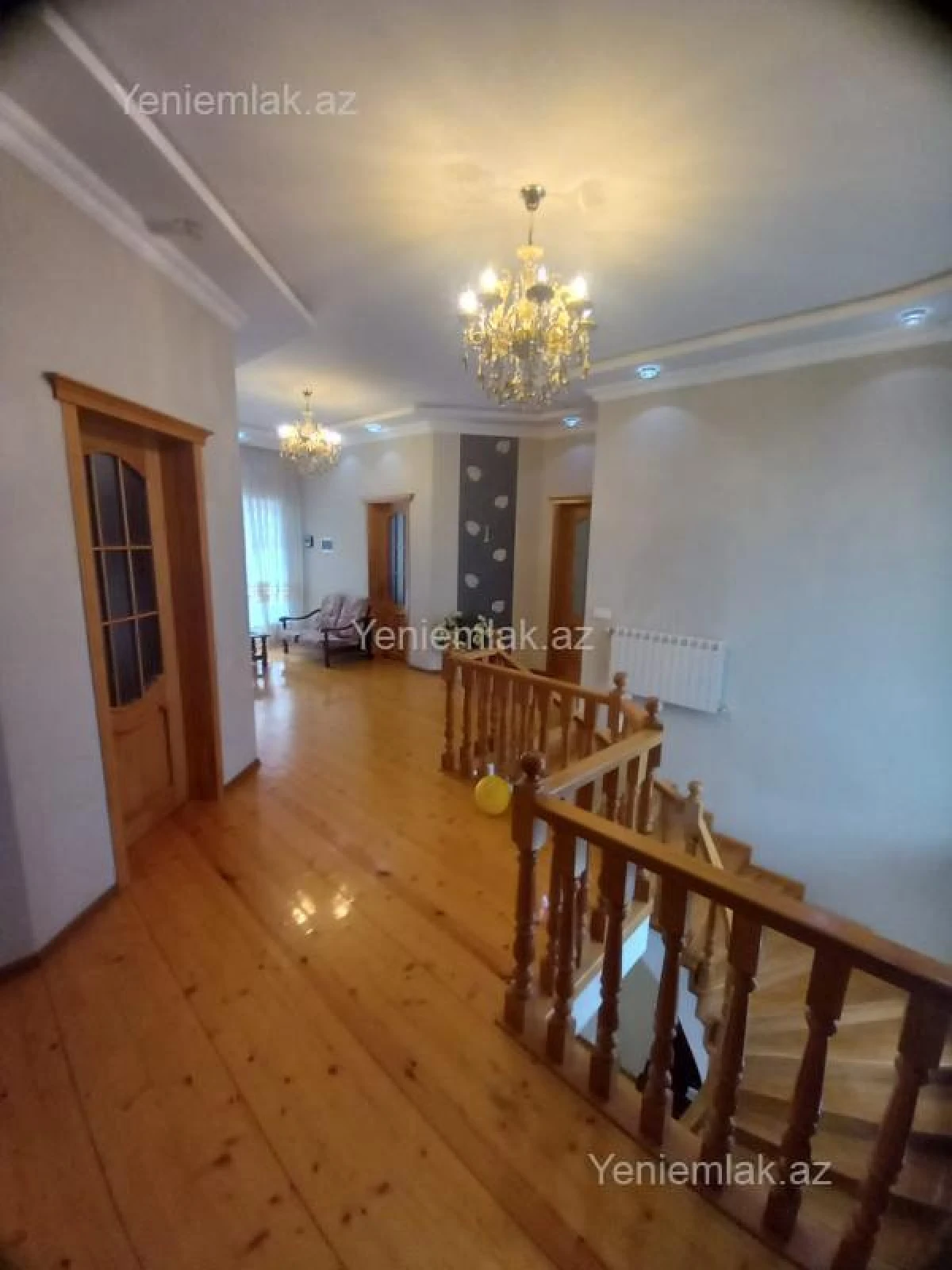 Satılır 6 otaqlı həyət evi 350 m²