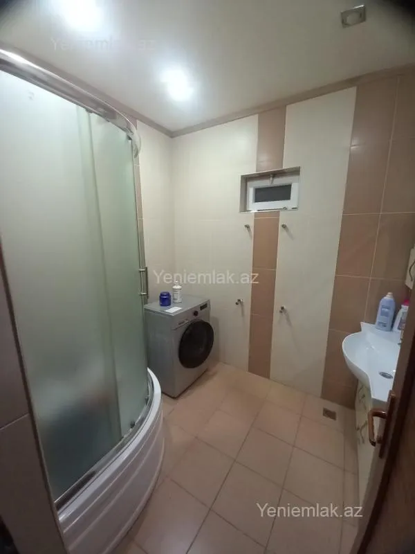 Satılır 6 otaqlı həyət evi 350 m²