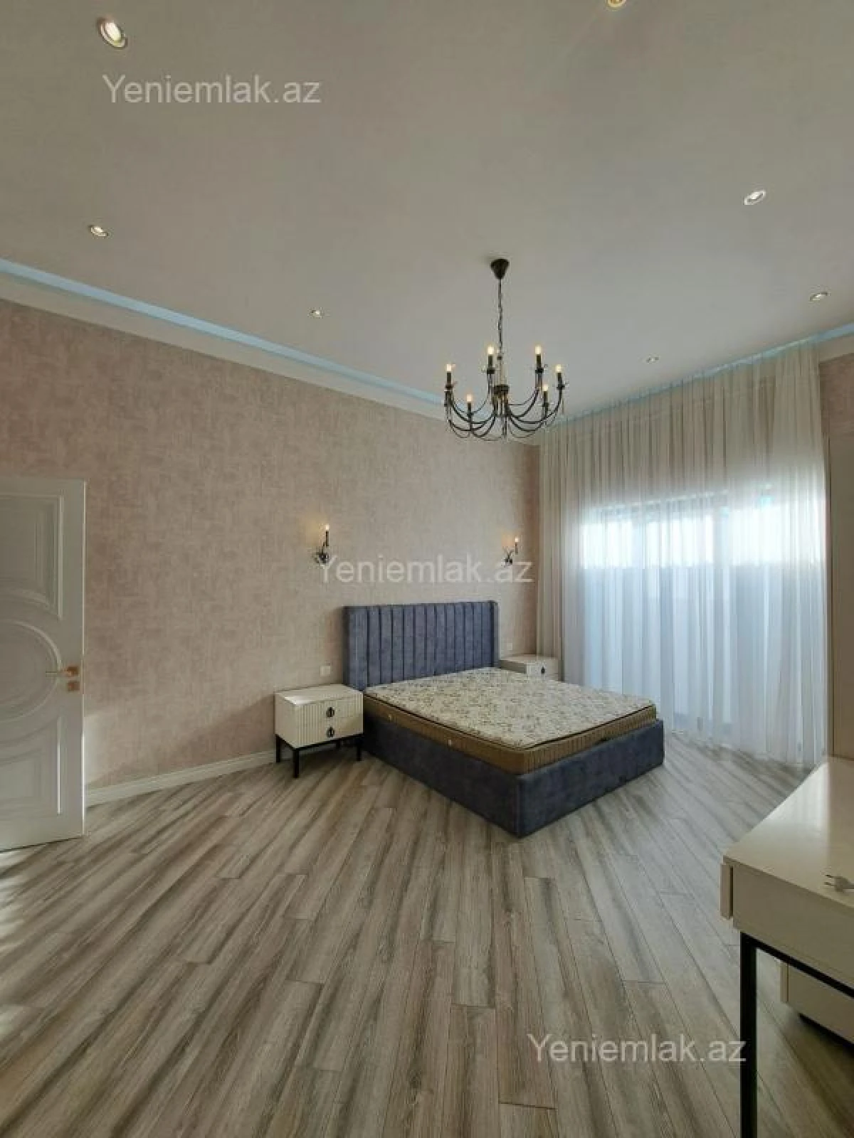 Satılır 4 otaqlı həyət evi 160 m²