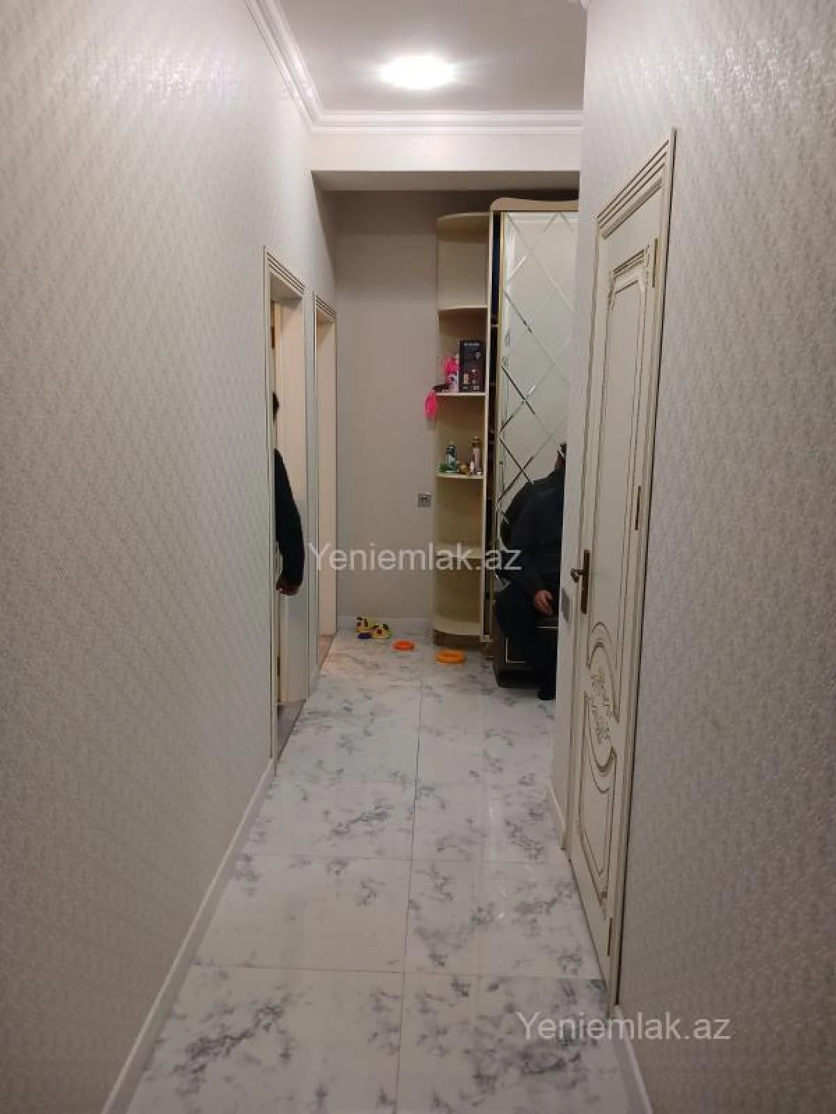 Satılır 2 otaqlı yeni tikili 70 m²