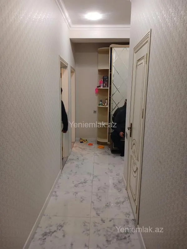 Satılır 2 otaqlı yeni tikili 70 m²