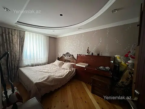 Satılır 4 otaqlı köhnə tikili 90 m²