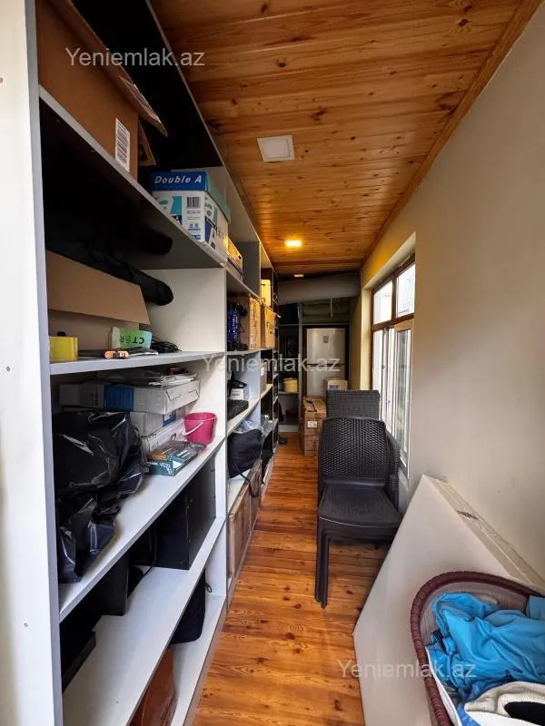 Satılır 5 otaqlı həyət evi 200 m²