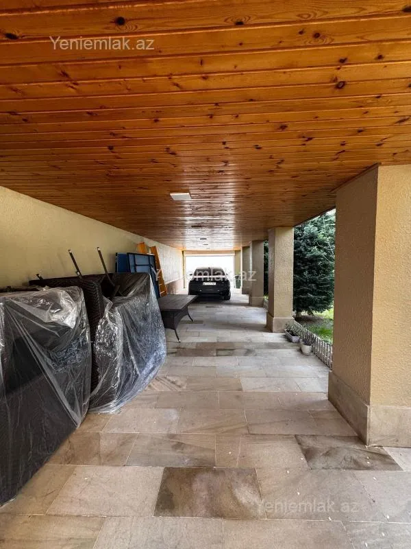 Satılır 5 otaqlı həyət evi 200 m²