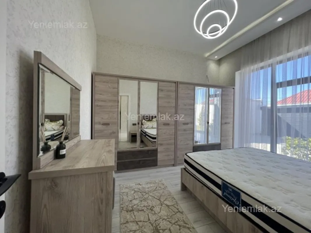 Satılır 4 otaqlı həyət evi 150 m²