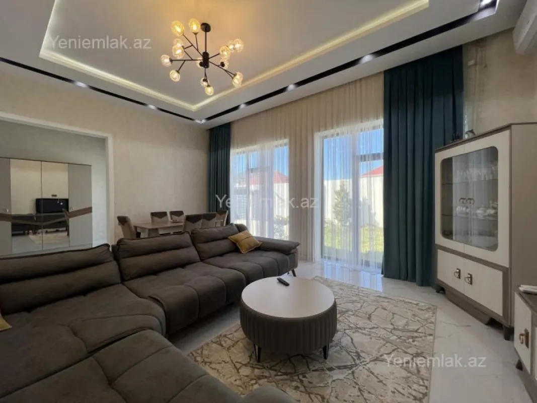 Satılır 4 otaqlı həyət evi 150 m²