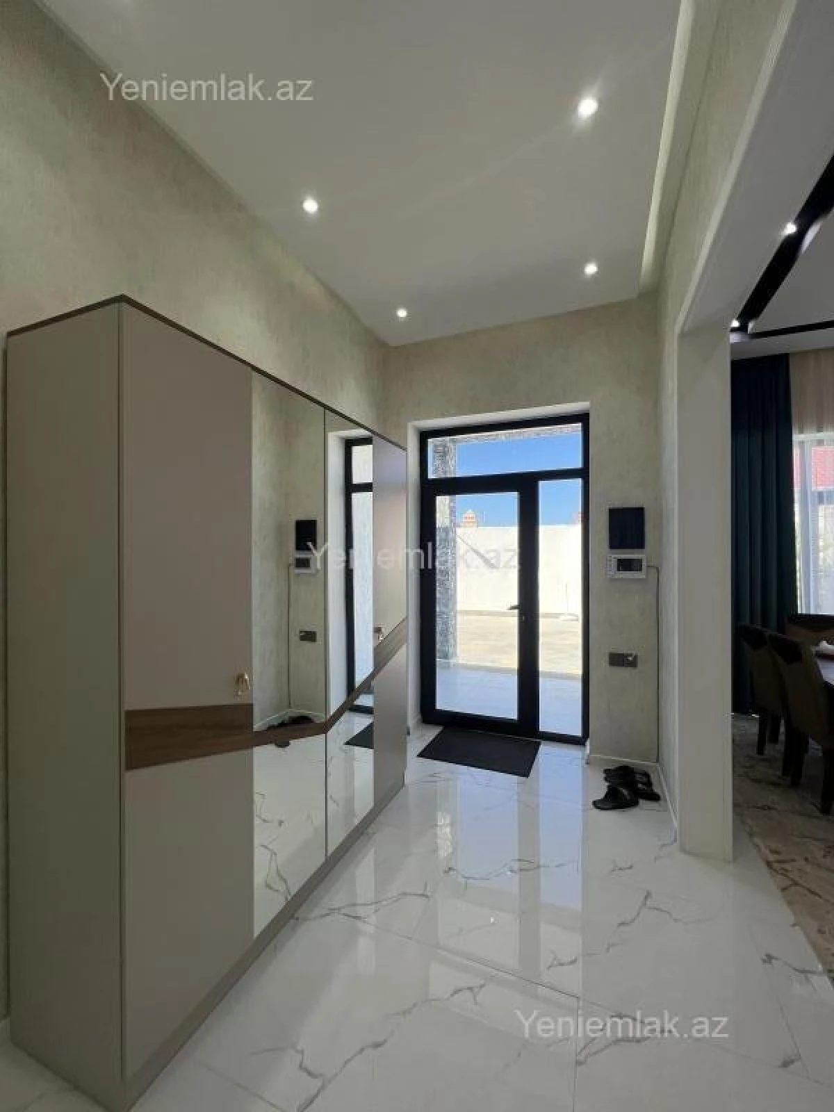 Satılır 4 otaqlı həyət evi 150 m²