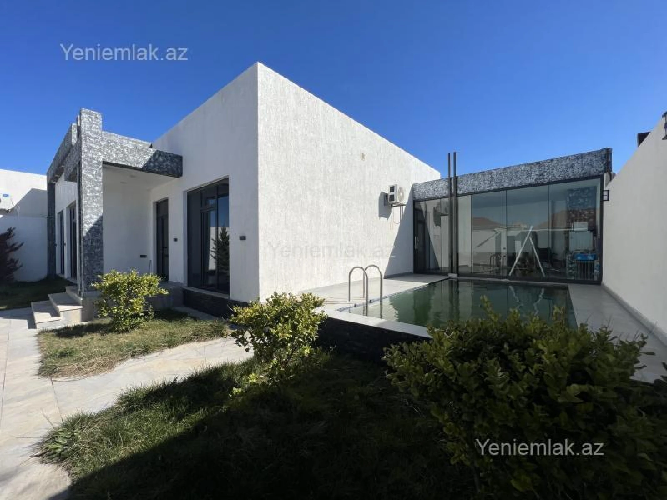 Satılır 4 otaqlı həyət evi 150 m²