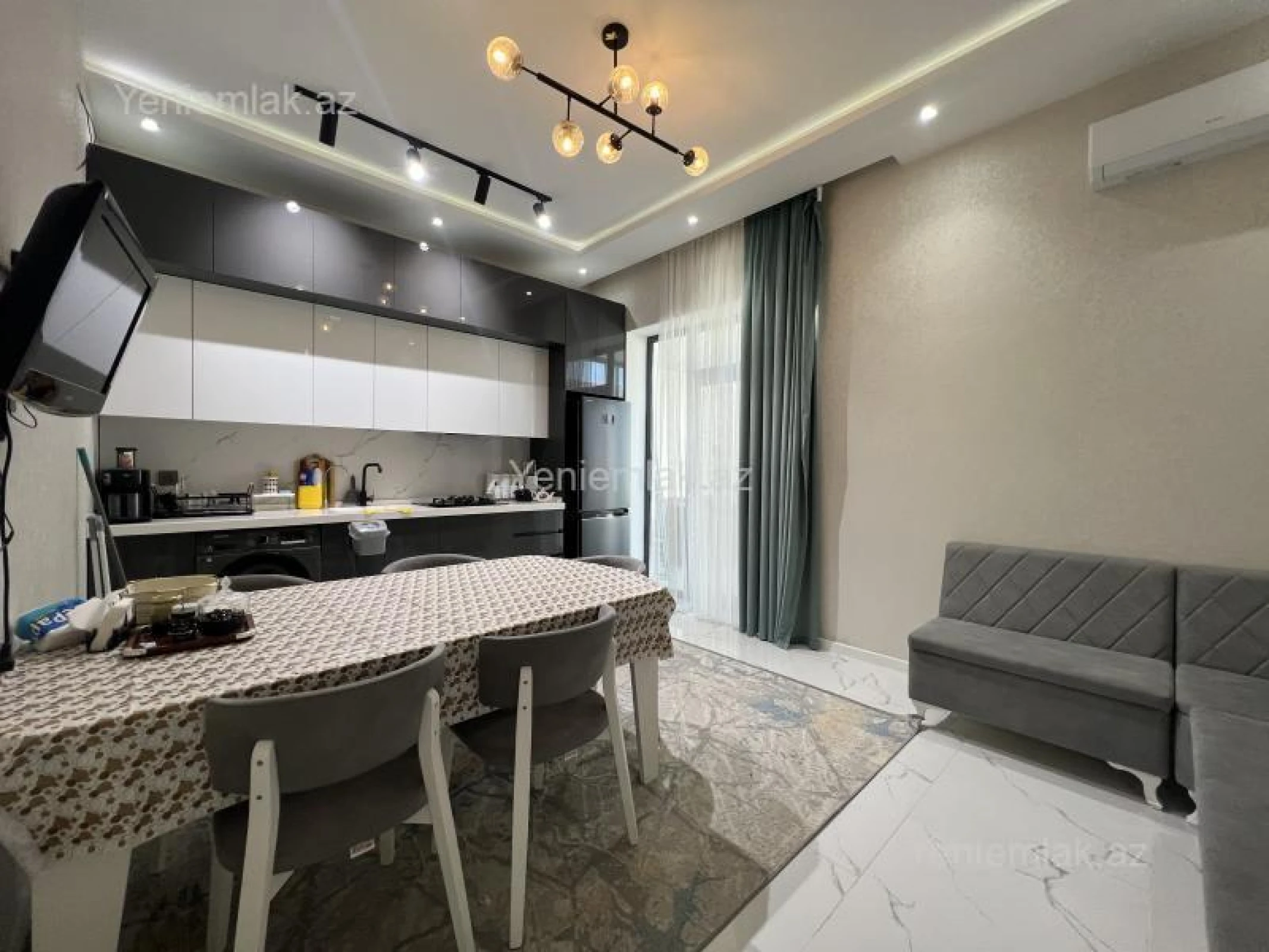 Satılır 4 otaqlı həyət evi 150 m²