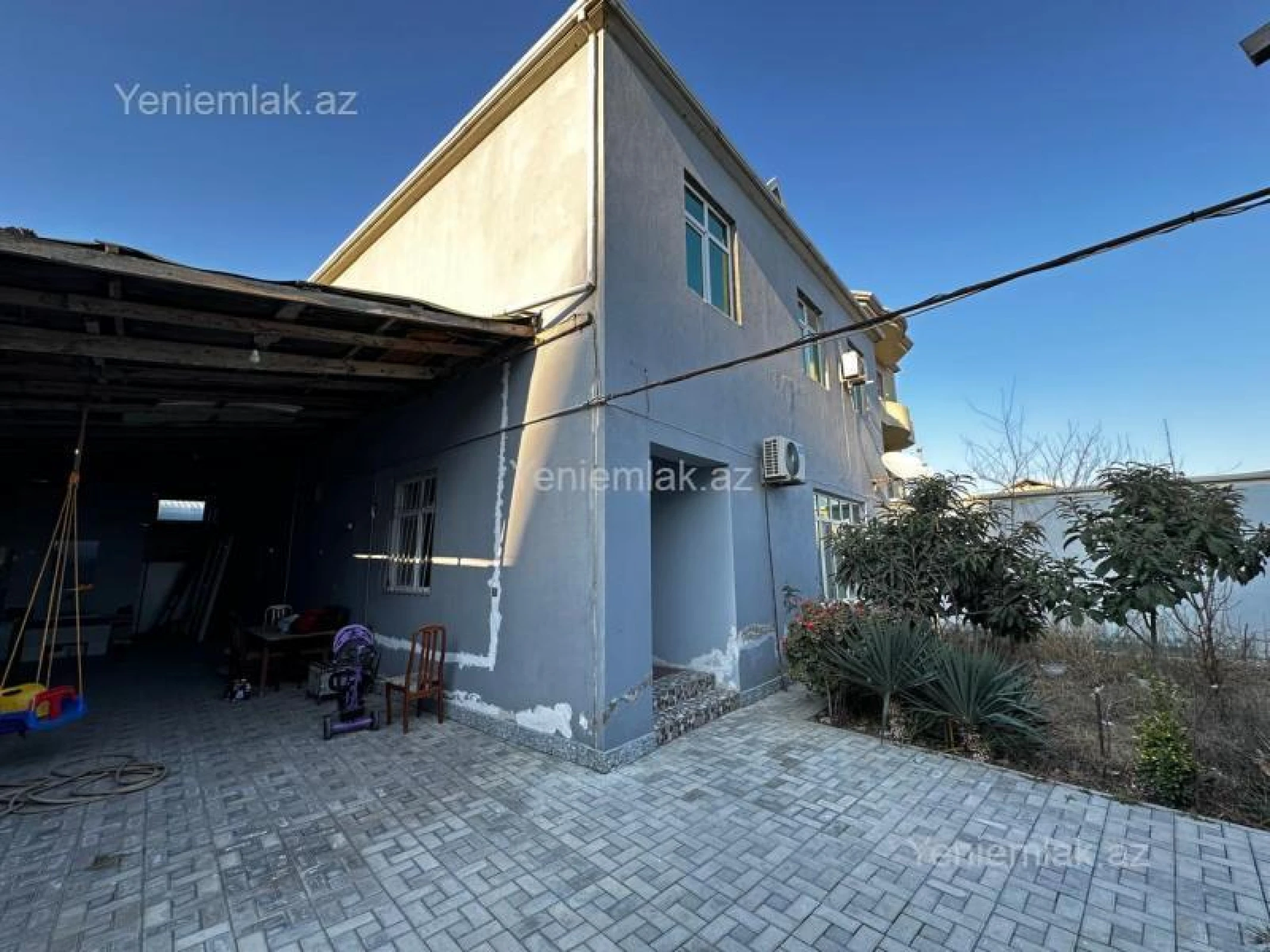 Satılır 6 otaqlı həyət evi 250 m²