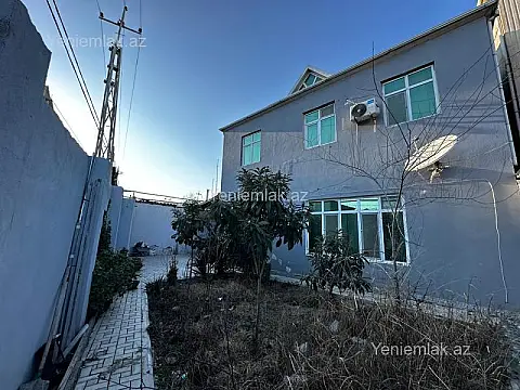 Satılır 6 otaqlı həyət evi 250 m²