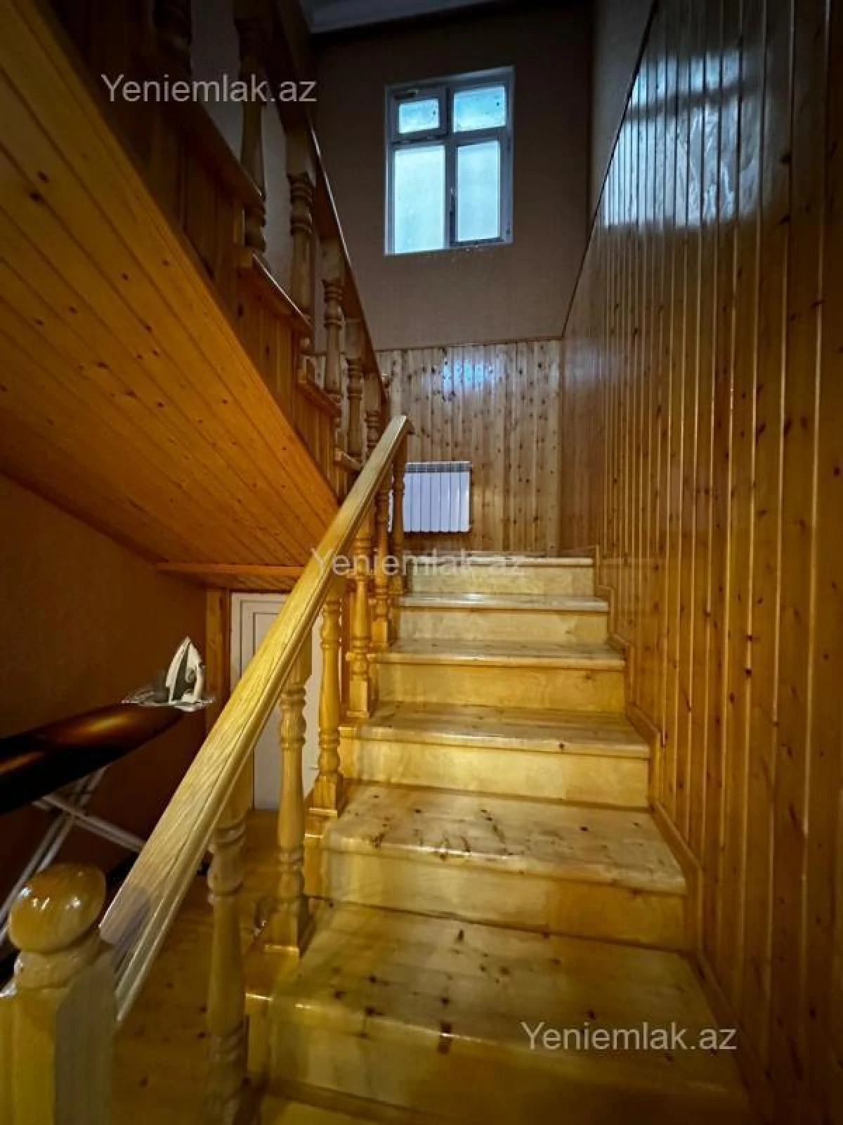 Satılır 6 otaqlı həyət evi 250 m²