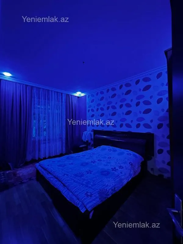 Satılır 6 otaqlı həyət evi 250 m²