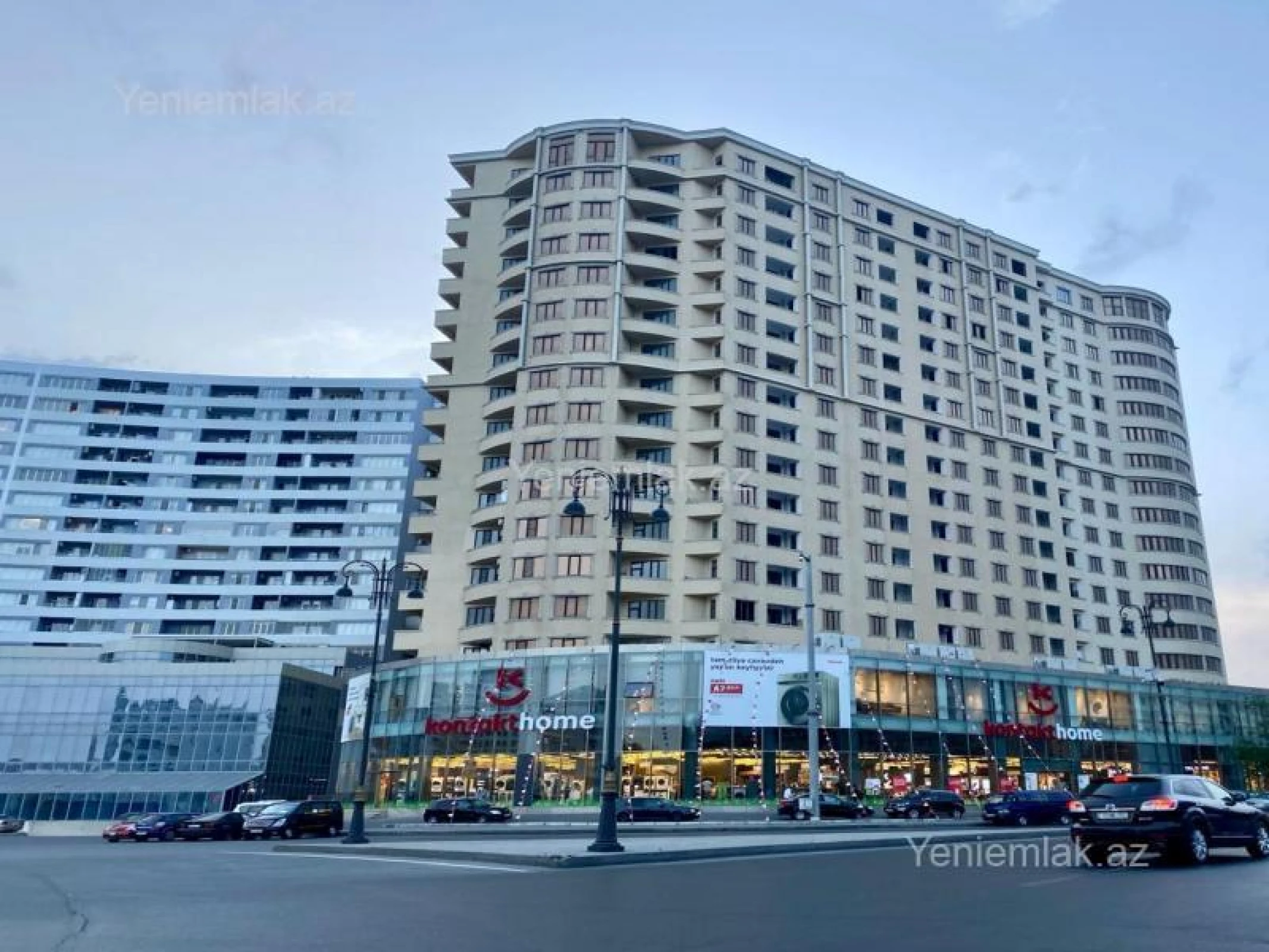 Satılır 4 otaqlı yeni tikili 140 m²