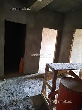 Satılır 4 otaqlı yeni tikili 140 m²