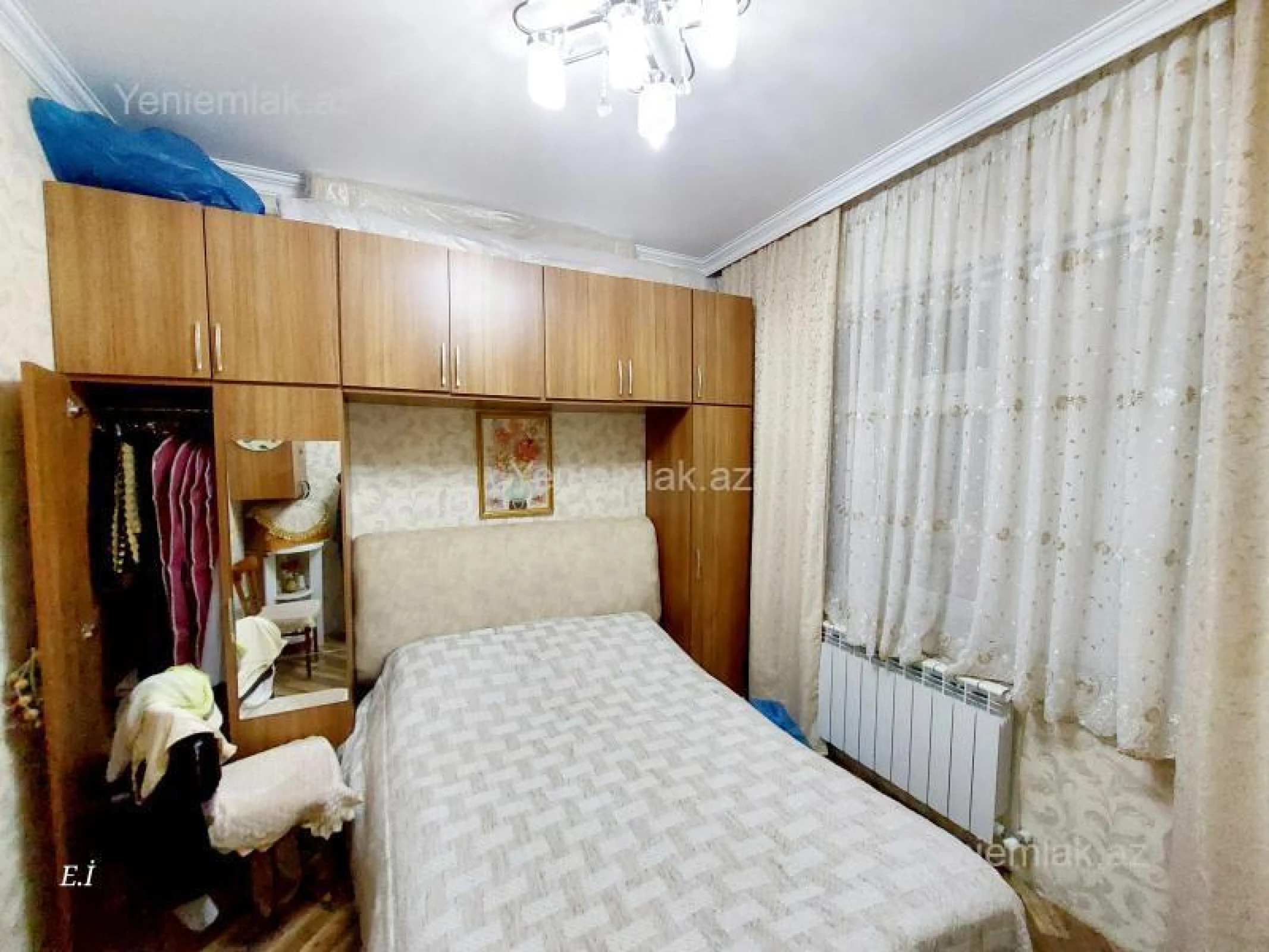 Satılır 3 otaqlı köhnə tikili 72 m²