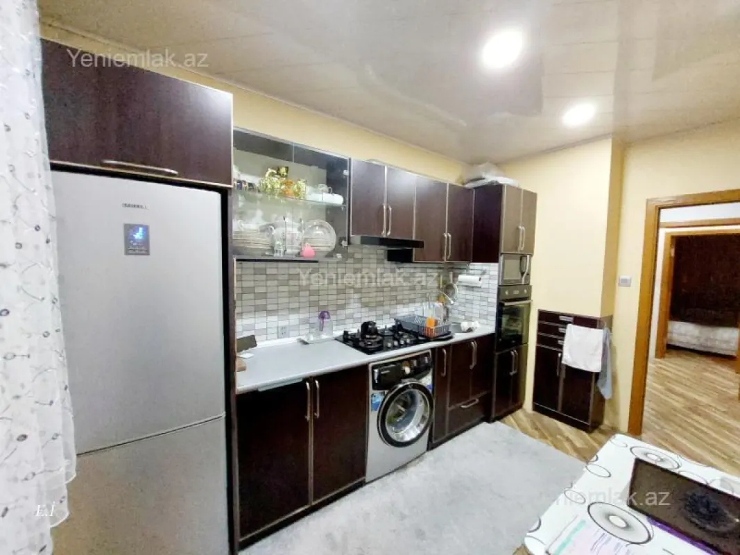 Satılır 3 otaqlı köhnə tikili 72 m²