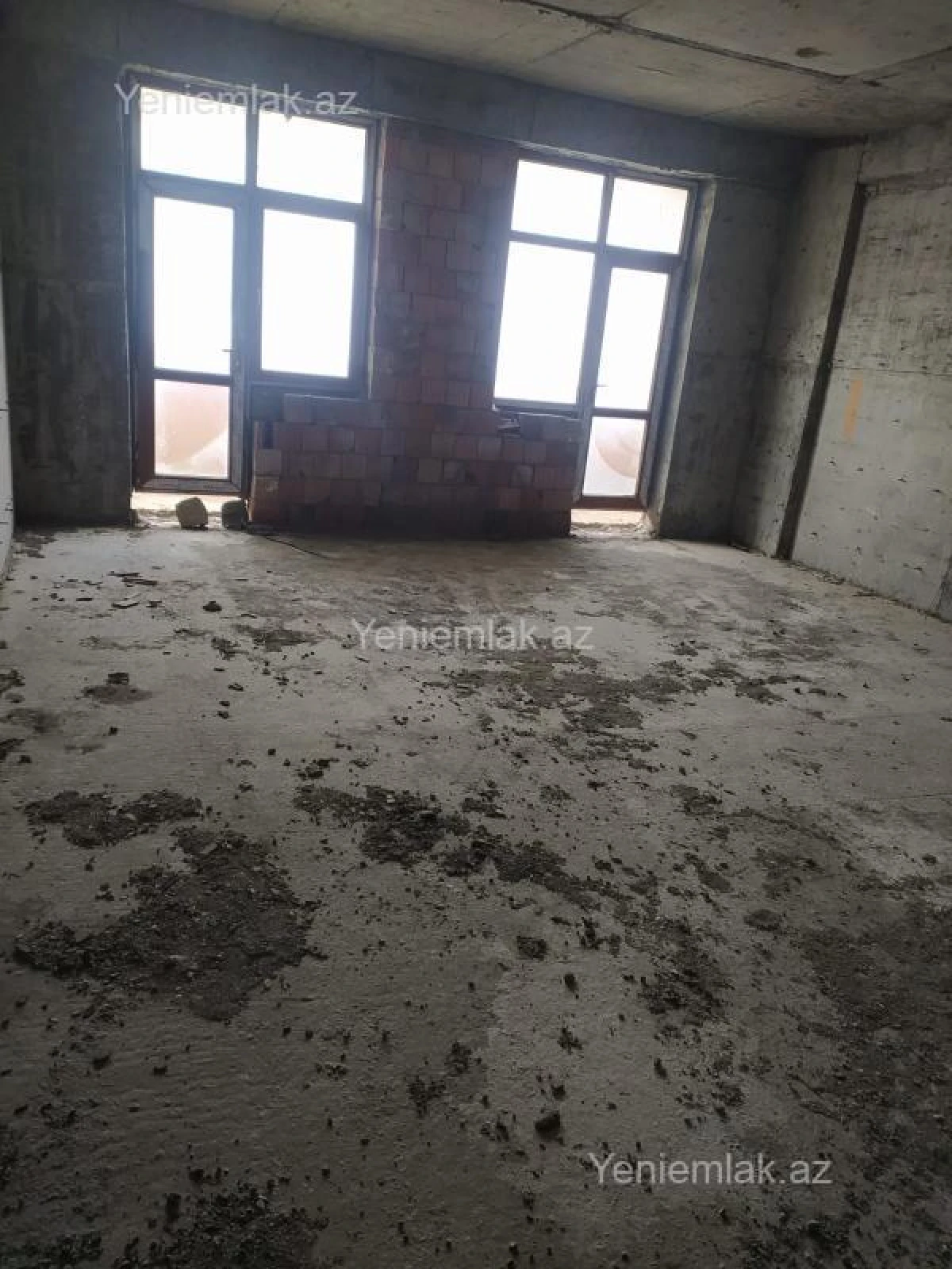 Satılır 3 otaqlı yeni tikili 155 m²