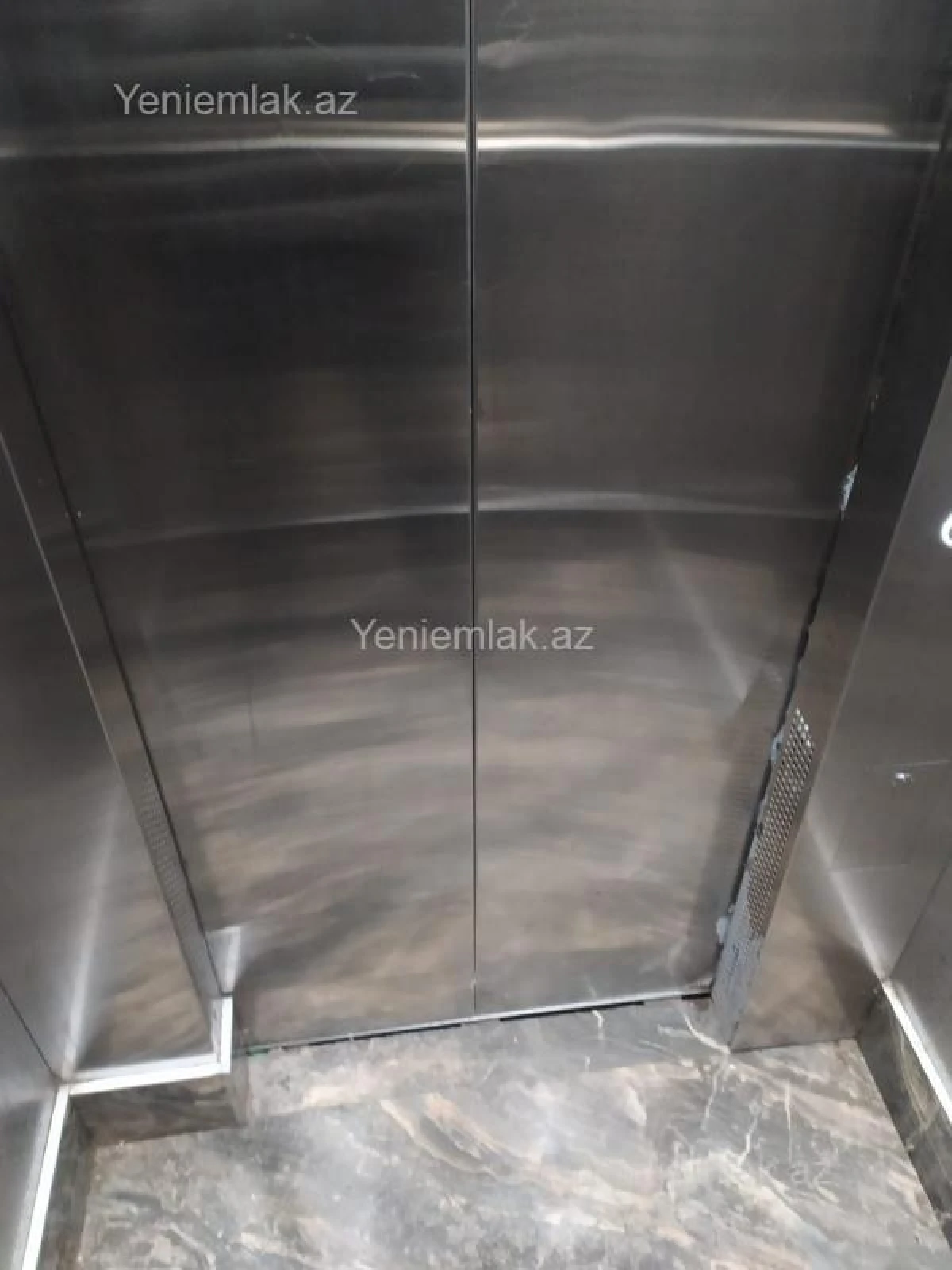 Satılır 3 otaqlı yeni tikili 155 m²