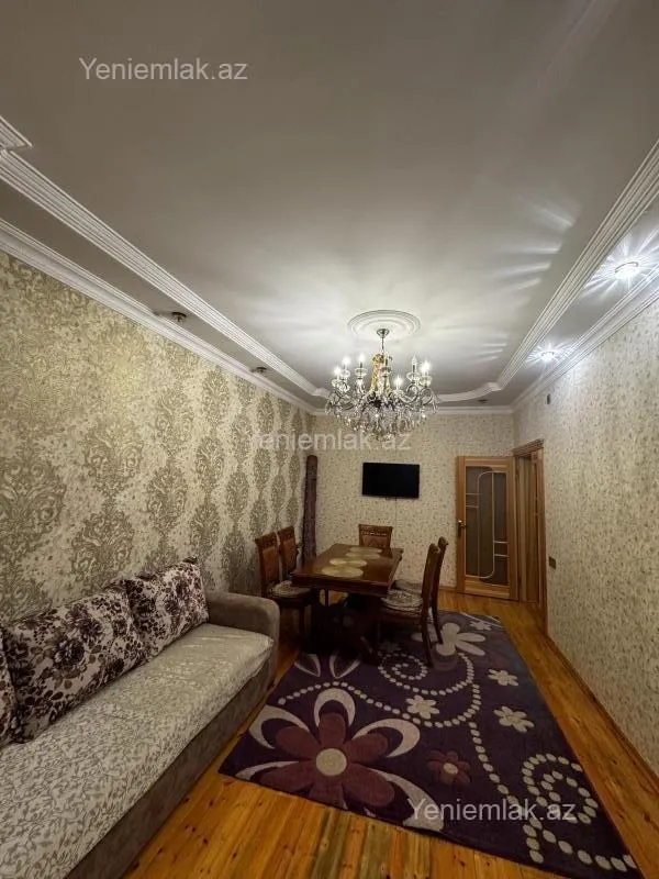 Satılır 3 otaqlı həyət evi 100 m²