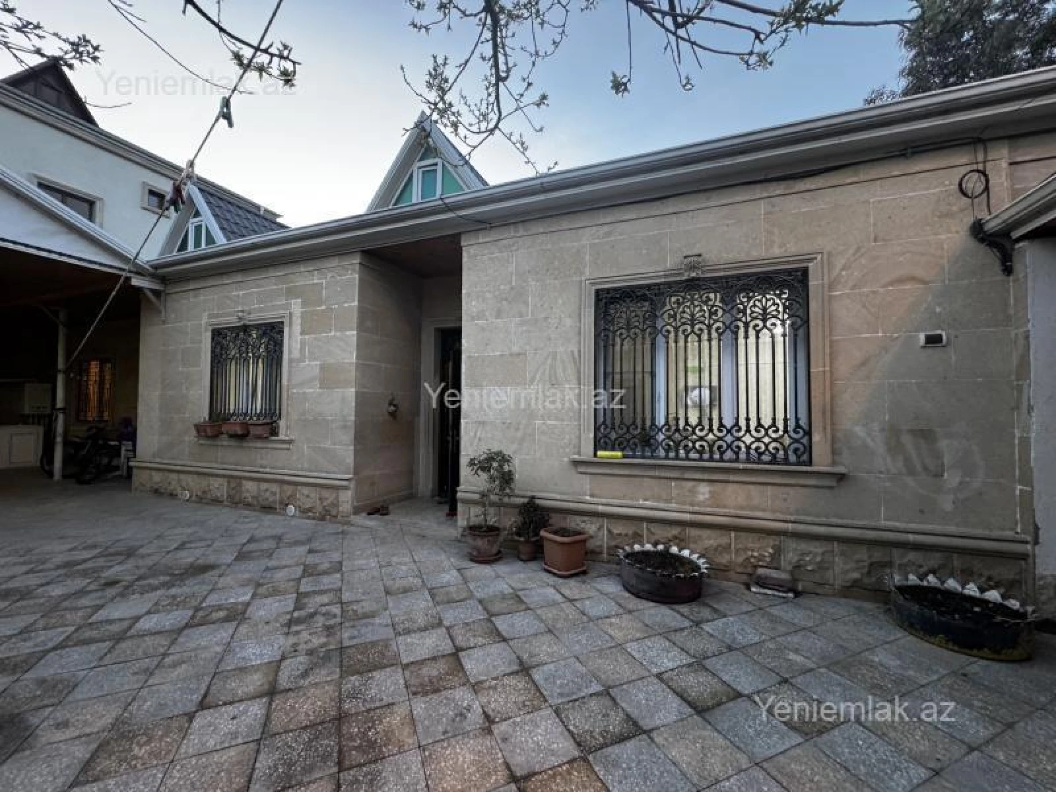 Satılır 3 otaqlı həyət evi 100 m²
