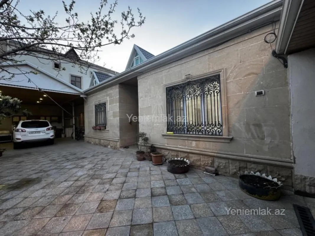 Satılır 3 otaqlı həyət evi 100 m²