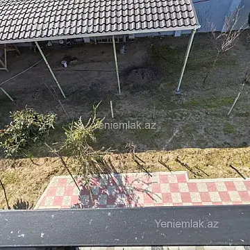 Satılır 6 otaqlı həyət evi 220 m²