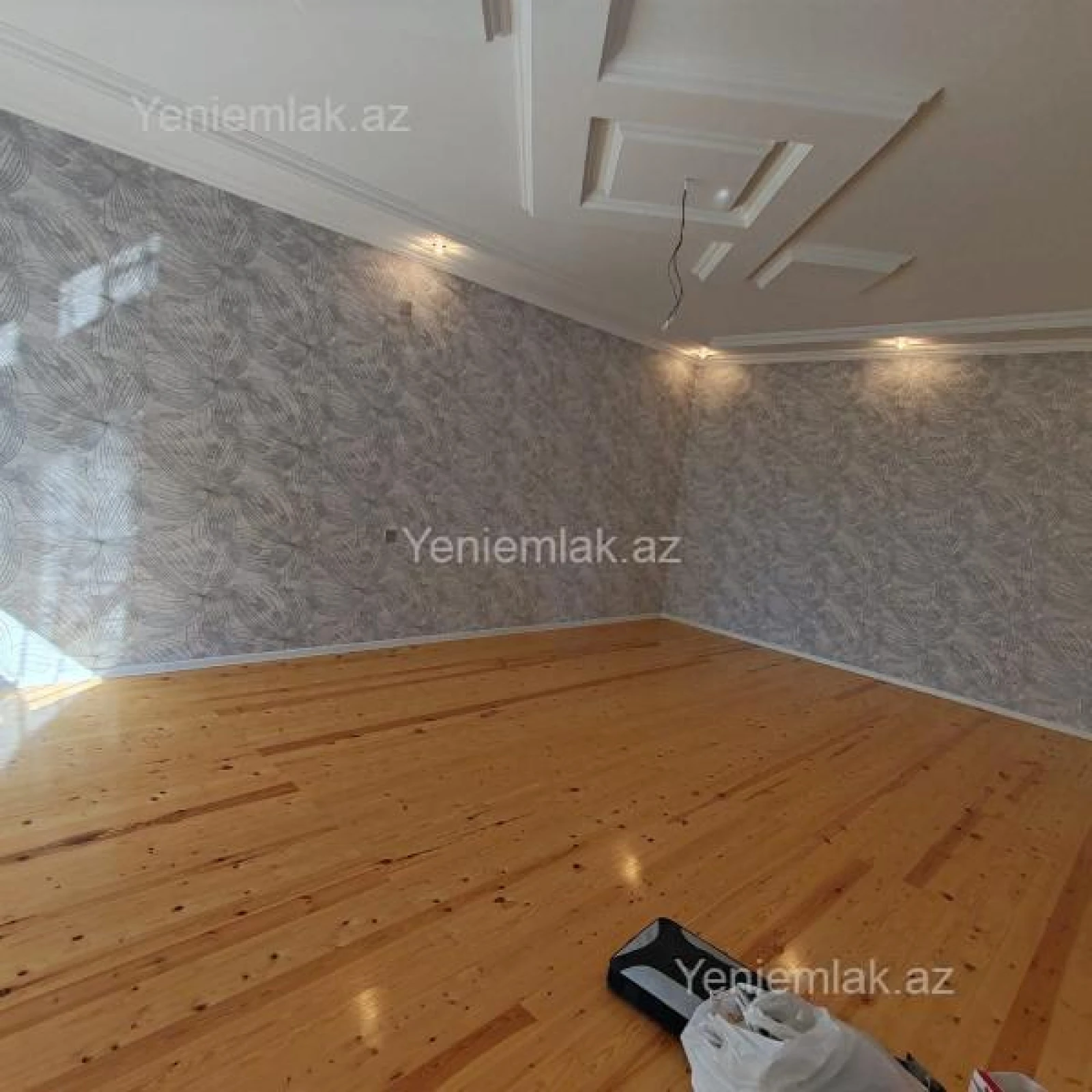 Satılır 6 otaqlı həyət evi 220 m²