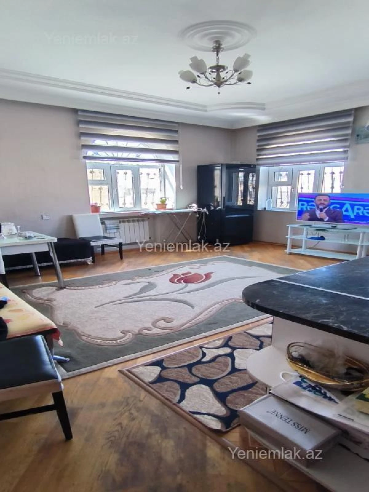 Satılır 16 otaqlı həyət evi 800 m²