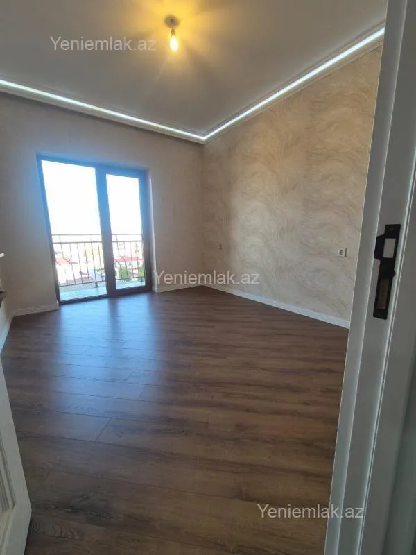 Satılır 2 otaqlı yeni tikili 74 m²