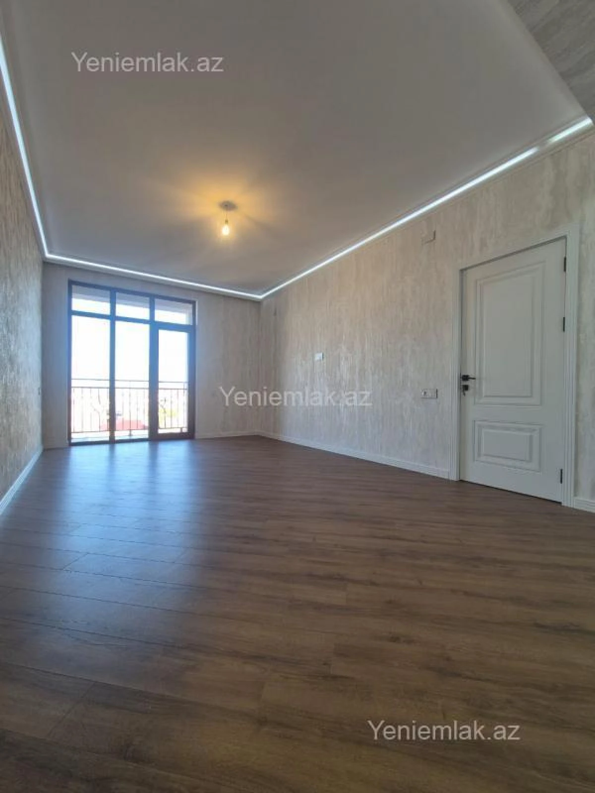 Satılır 2 otaqlı yeni tikili 74 m²