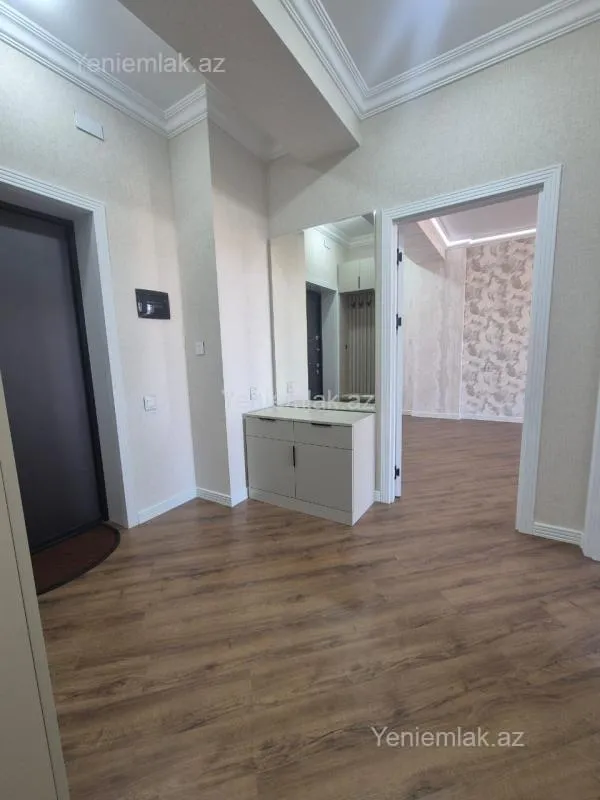 Satılır 2 otaqlı yeni tikili 74 m²