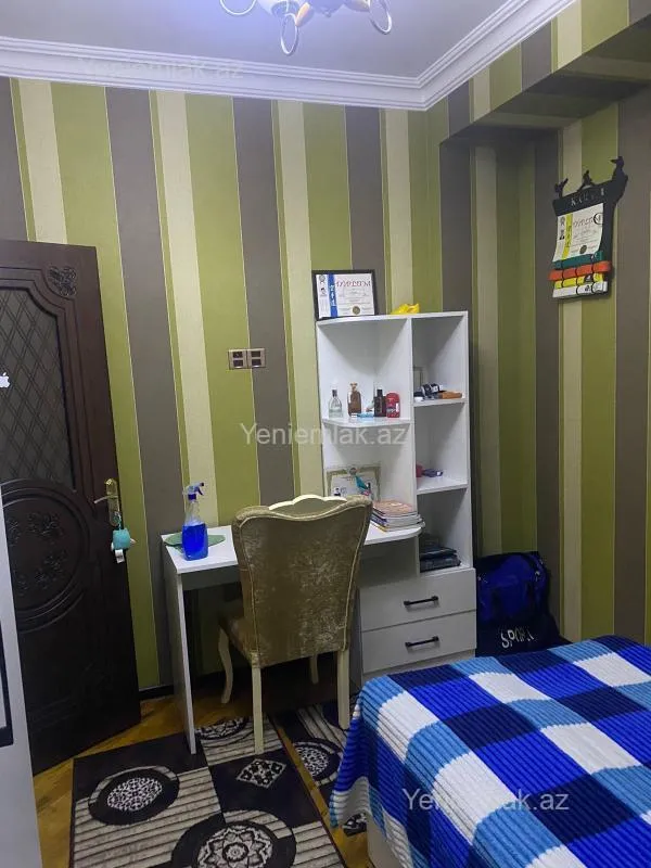 Satılır 4 otaqlı yeni tikili 120 m²