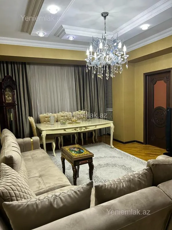 Satılır 4 otaqlı yeni tikili 120 m²