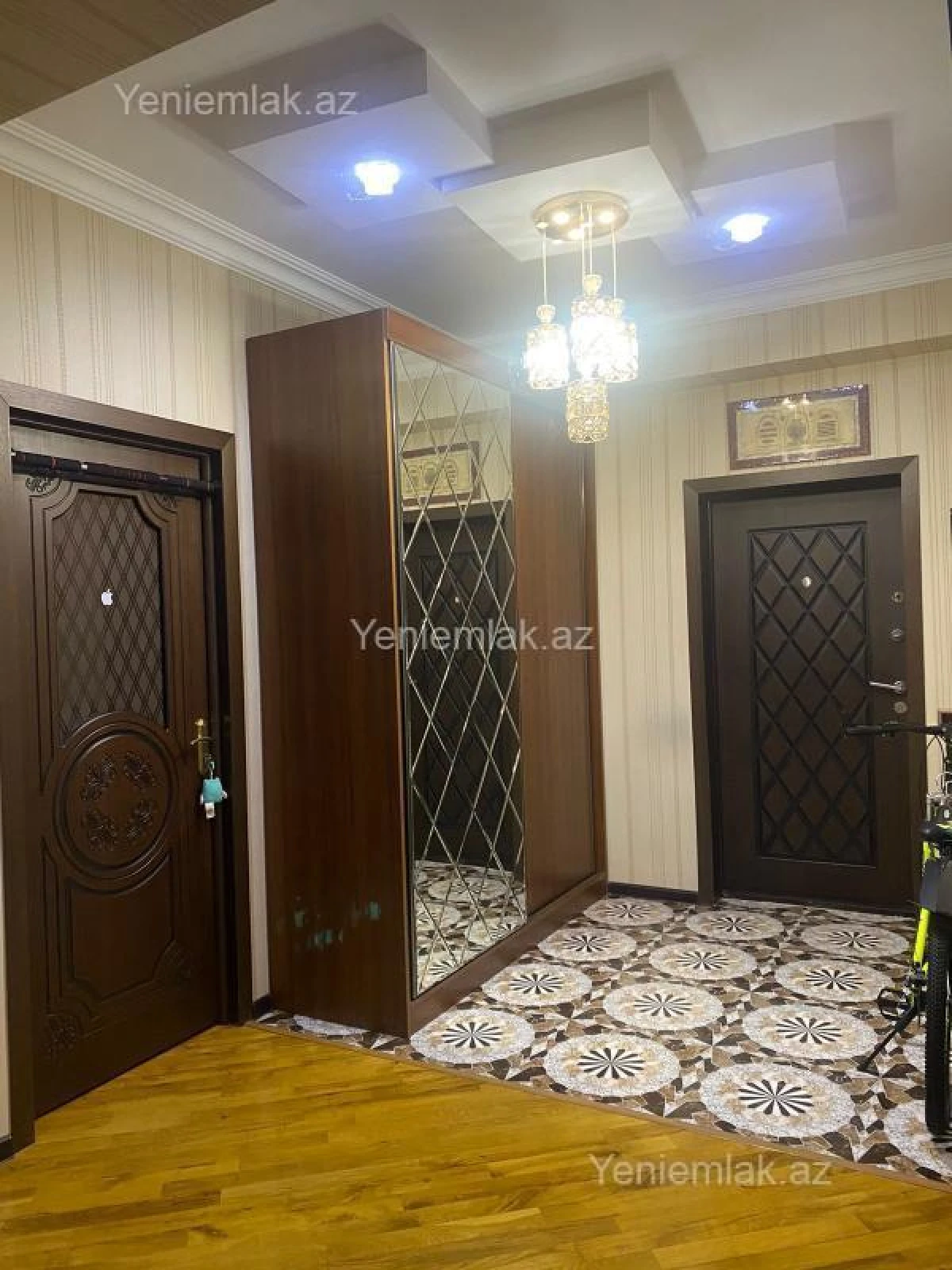 Satılır 4 otaqlı yeni tikili 120 m²
